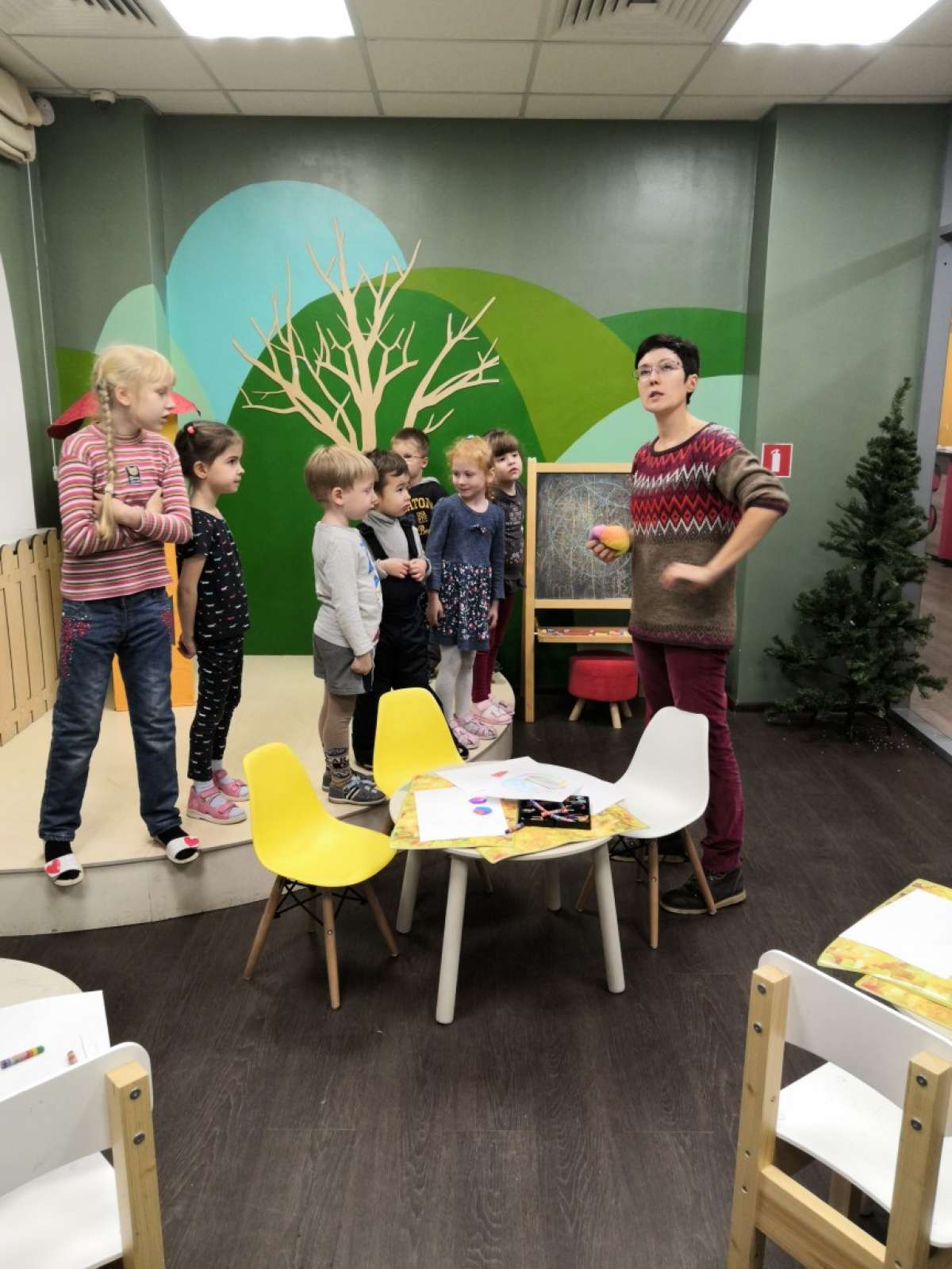 Начало эколого-просветительских занятий для дошкольников в библиотеке "Книгопарк"