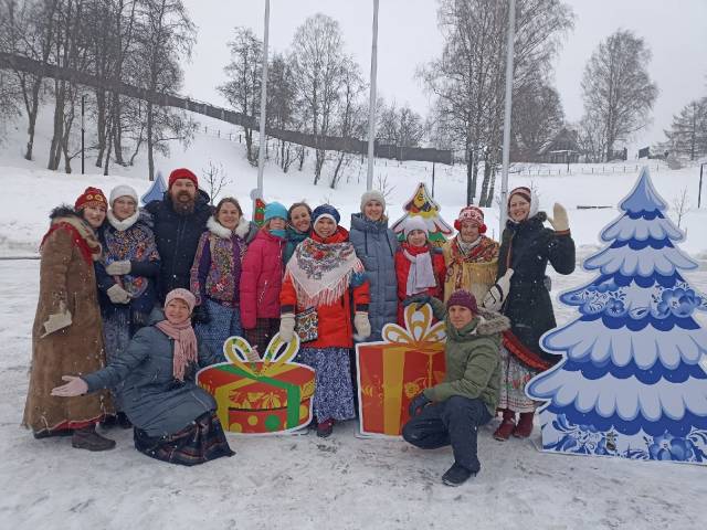 В парке "Песчанка" в г. Всеволожск состоялся фольклорный праздник "Проводы русской зимы".